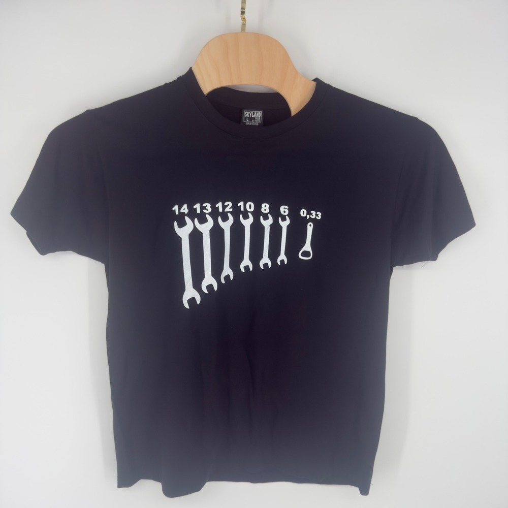 Skyland Tees Mechanic Wrench Bottle Opener Graphic T-Shirt Mens Large Black L